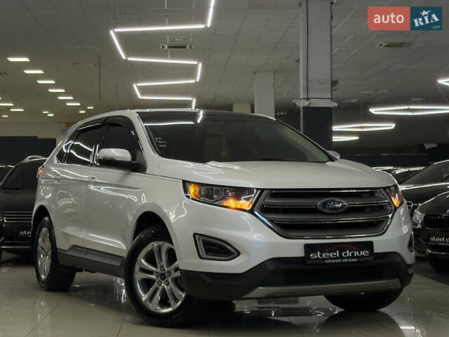 Форд Эдж 2015 в Николаеве на Automoto.ua Белый Форд Эдж, объемом двигателя 3.5 л и пробегом 82 тыс. км за 17499 $, фото 4 на Automoto.ua