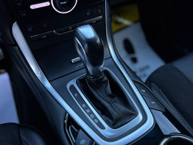 Белый Форд Эдж, объемом двигателя 2.7 л и пробегом 168 тыс. км за 17400 $, фото 11 на Automoto.ua