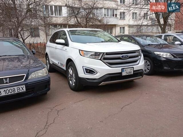 Білий Форд Едж, об'ємом двигуна 2 л та пробігом 116 тис. км за 14600 $, фото 3 на Automoto.ua