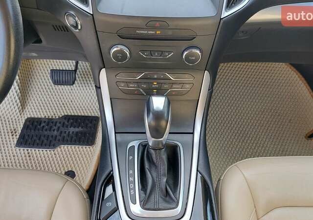 Форд Эдж 2016 в Одессе на Automoto.ua Белый Форд Эдж, объемом двигателя 3.5 л и пробегом 172 тыс. км за 16000 $, фото 15 на Automoto.ua