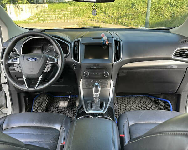 Белый Форд Эдж, объемом двигателя 2 л и пробегом 187 тыс. км за 14900 $, фото 12 на Automoto.ua