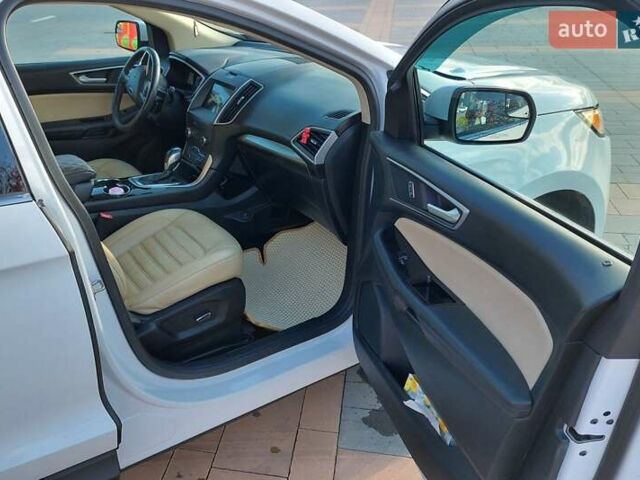 Форд Эдж 2016 в Одессе на Automoto.ua Белый Форд Эдж, объемом двигателя 3.5 л и пробегом 172 тыс. км за 16000 $, фото 4 на Automoto.ua