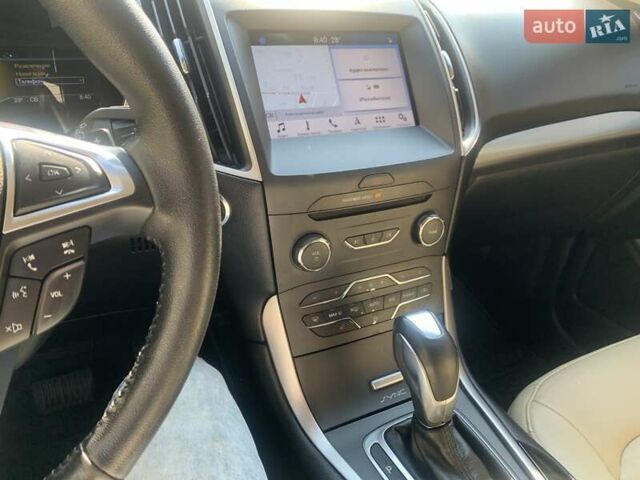 Белый Форд Эдж, объемом двигателя 2 л и пробегом 115 тыс. км за 16000 $, фото 11 на Automoto.ua