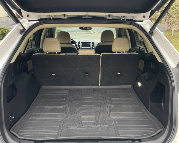 Белый Форд Эдж, объемом двигателя 3.5 л и пробегом 89 тыс. км за 16900 $, фото 25 на Automoto.ua