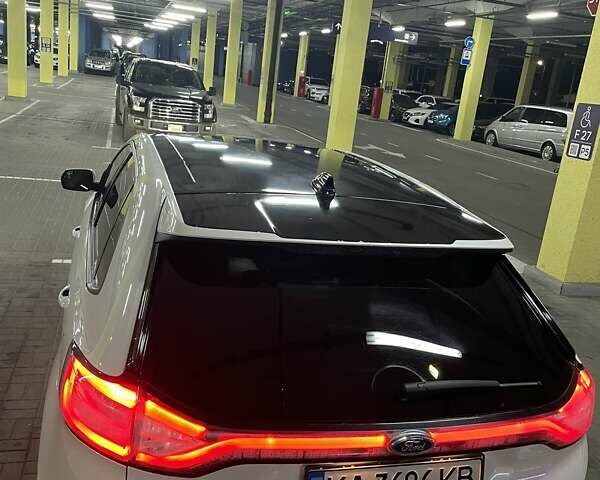 Белый Форд Эдж, объемом двигателя 2 л и пробегом 145 тыс. км за 14700 $, фото 10 на Automoto.ua