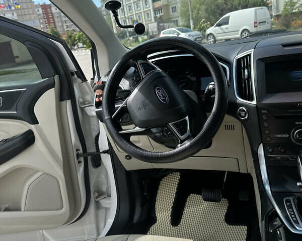 Белый Форд Эдж, объемом двигателя 3.5 л и пробегом 195 тыс. км за 15500 $, фото 15 на Automoto.ua