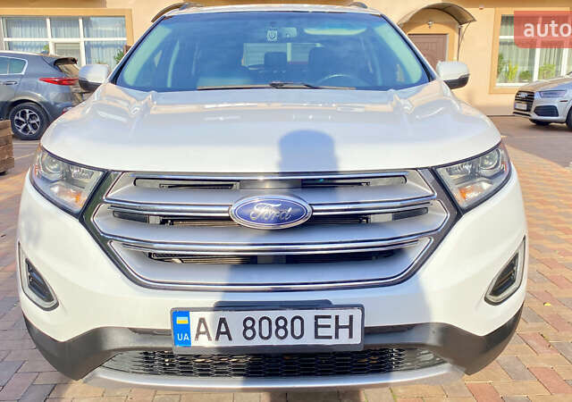 Белый Форд Эдж, объемом двигателя 2 л и пробегом 206 тыс. км за 16500 $, фото 5 на Automoto.ua