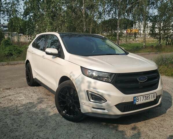Білий Форд Едж, об'ємом двигуна 2.69 л та пробігом 74 тис. км за 17800 $, фото 5 на Automoto.ua