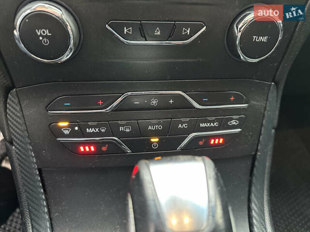 Белый Форд Эдж, объемом двигателя 3.5 л и пробегом 189 тыс. км за 13650 $, фото 73 на Automoto.ua