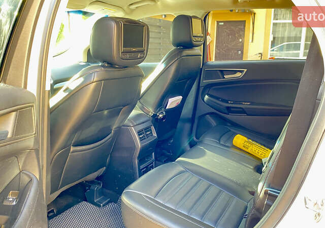 Белый Форд Эдж, объемом двигателя 2 л и пробегом 206 тыс. км за 16500 $, фото 9 на Automoto.ua