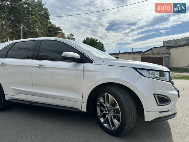 Белый Форд Эдж, объемом двигателя 3.5 л и пробегом 195 тыс. км за 15500 $, фото 10 на Automoto.ua