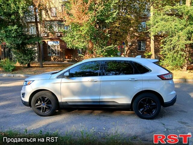 Белый Форд Эдж, объемом двигателя 2 л и пробегом 131 тыс. км за 15300 $, фото 5 на Automoto.ua