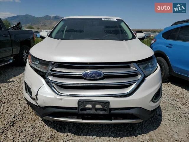 Белый Форд Эдж, объемом двигателя 2 л и пробегом 81 тыс. км за 2900 $, фото 5 на Automoto.ua