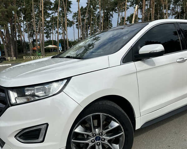 Белый Форд Эдж, объемом двигателя 3.5 л и пробегом 195 тыс. км за 15500 $, фото 3 на Automoto.ua