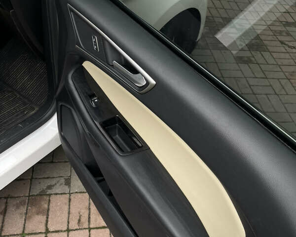 Белый Форд Эдж, объемом двигателя 3.5 л и пробегом 89 тыс. км за 16900 $, фото 24 на Automoto.ua