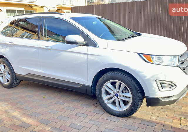 Белый Форд Эдж, объемом двигателя 2 л и пробегом 206 тыс. км за 16500 $, фото 4 на Automoto.ua