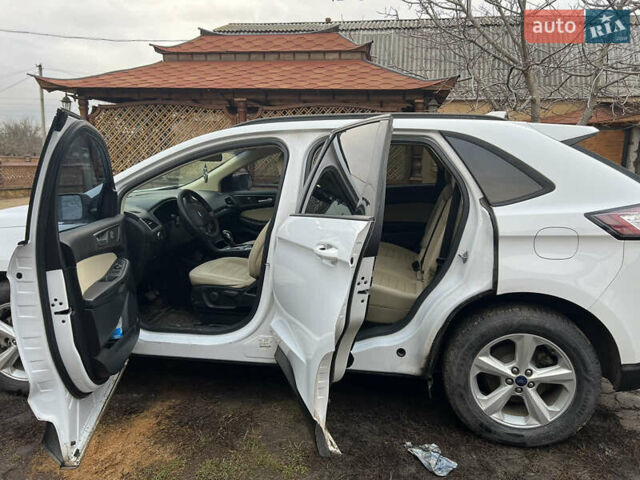 Белый Форд Эдж, объемом двигателя 2 л и пробегом 185 тыс. км за 12000 $, фото 1 на Automoto.ua