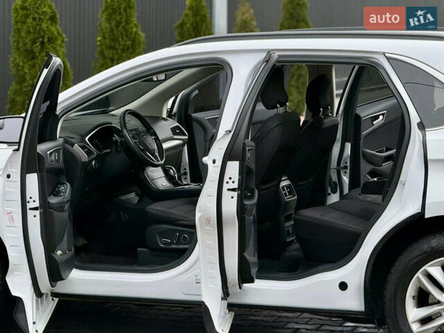 Белый Форд Эдж, объемом двигателя 3.5 л и пробегом 141 тыс. км за 15800 $, фото 8 на Automoto.ua