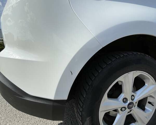 Белый Форд Эдж, объемом двигателя 2 л и пробегом 109 тыс. км за 17158 $, фото 17 на Automoto.ua