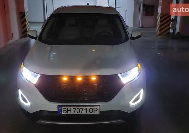 Форд Эдж 2016 в Одессе на Automoto.ua Белый Форд Эдж, объемом двигателя 3.5 л и пробегом 172 тыс. км за 16000 $, фото 12 на Automoto.ua