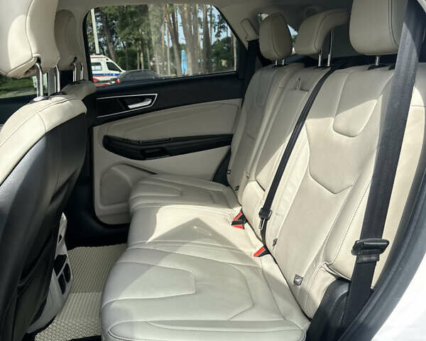 Белый Форд Эдж, объемом двигателя 3.5 л и пробегом 195 тыс. км за 15500 $, фото 13 на Automoto.ua