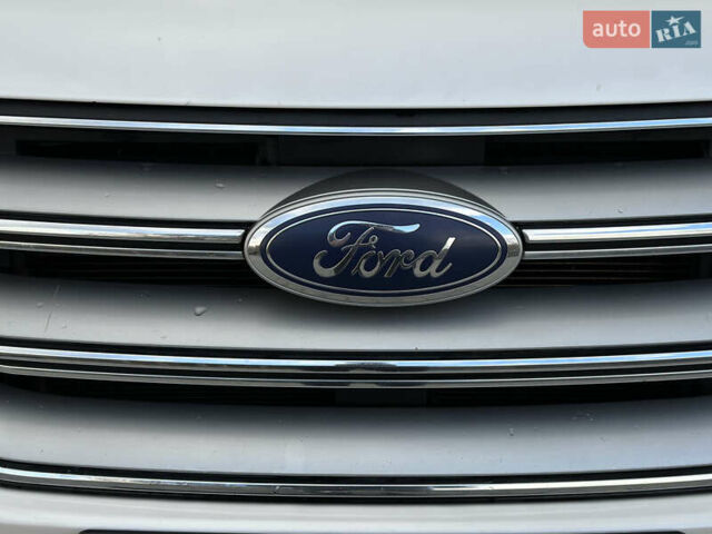 Белый Форд Эдж, объемом двигателя 3.5 л и пробегом 189 тыс. км за 13650 $, фото 54 на Automoto.ua