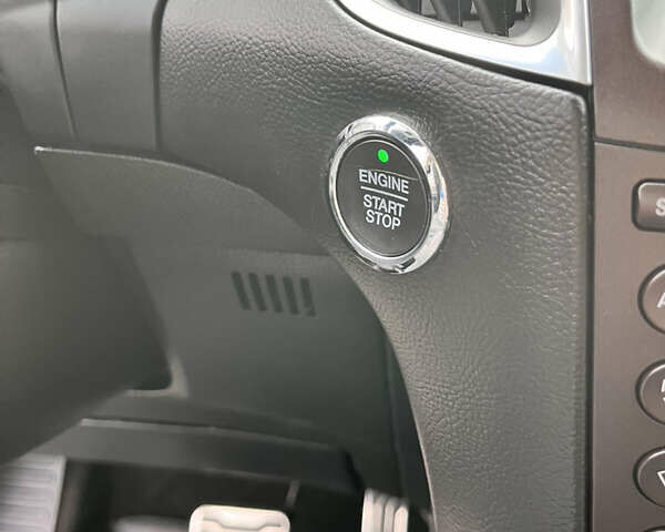 Білий Форд Едж, об'ємом двигуна 2.7 л та пробігом 207 тис. км за 16800 $, фото 46 на Automoto.ua