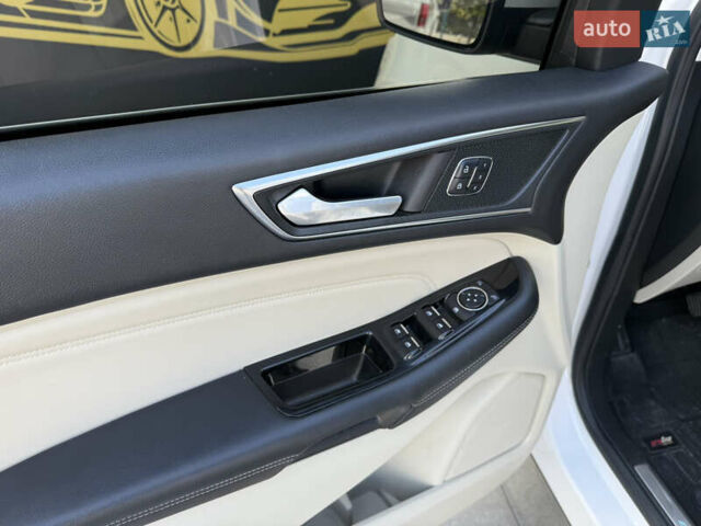 Білий Форд Едж, об'ємом двигуна 2 л та пробігом 163 тис. км за 20300 $, фото 12 на Automoto.ua