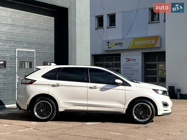 Білий Форд Едж, об'ємом двигуна 2.69 л та пробігом 96 тис. км за 15999 $, фото 4 на Automoto.ua