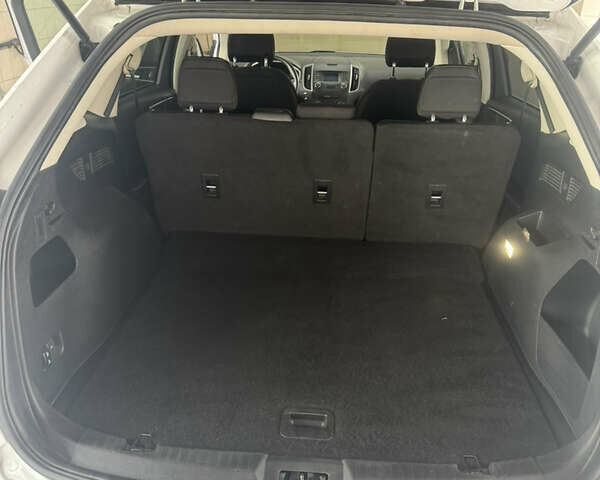 Білий Форд Едж, об'ємом двигуна 2 л та пробігом 81 тис. км за 14700 $, фото 10 на Automoto.ua