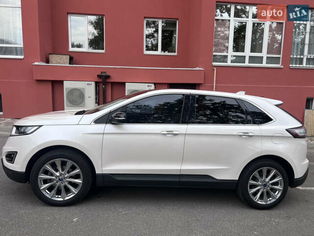 Белый Форд Эдж, объемом двигателя 2 л и пробегом 157 тыс. км за 17900 $, фото 3 на Automoto.ua