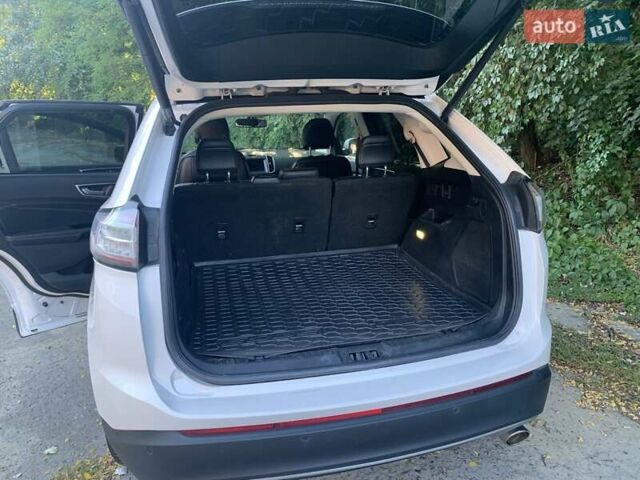 Белый Форд Эдж, объемом двигателя 2 л и пробегом 124 тыс. км за 19999 $, фото 7 на Automoto.ua