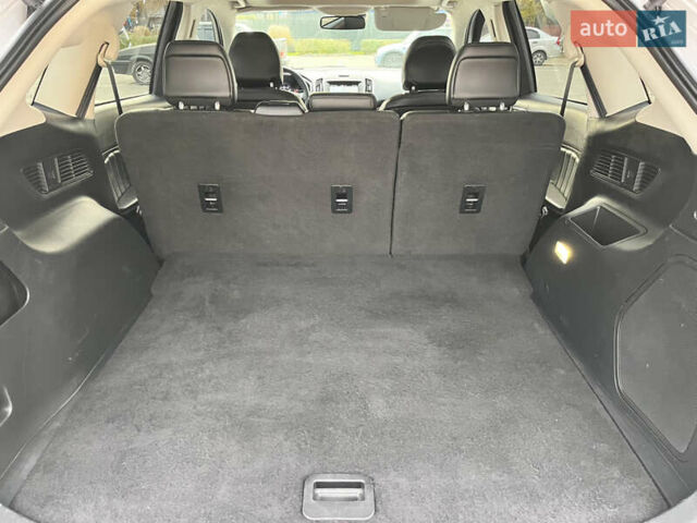 Білий Форд Едж, об'ємом двигуна 2.7 л та пробігом 207 тис. км за 16800 $, фото 35 на Automoto.ua