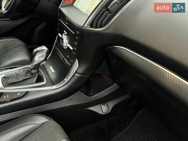 Белый Форд Эдж, объемом двигателя 2.72 л и пробегом 103 тыс. км за 17400 $, фото 41 на Automoto.ua