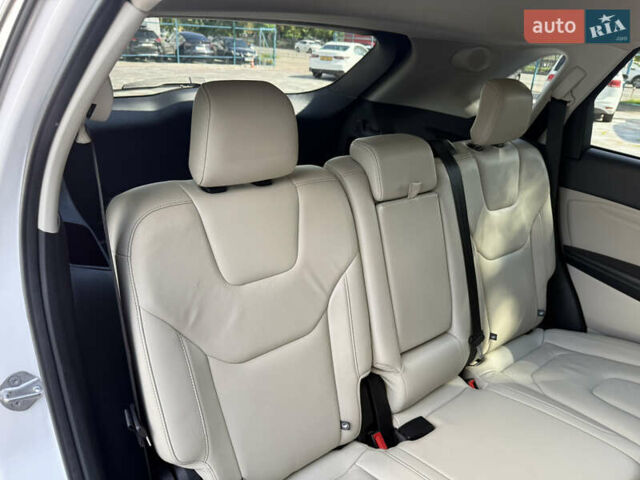 Білий Форд Едж, об'ємом двигуна 2 л та пробігом 163 тис. км за 20300 $, фото 22 на Automoto.ua