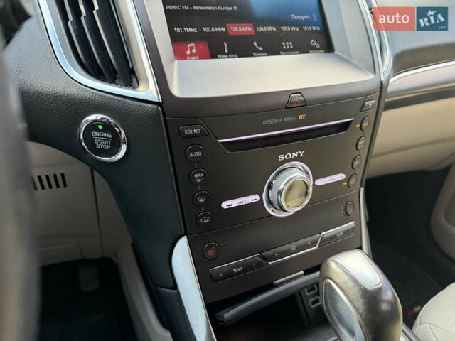 Білий Форд Едж, об'ємом двигуна 2 л та пробігом 163 тис. км за 20300 $, фото 29 на Automoto.ua