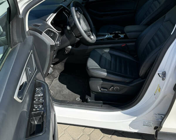 Білий Форд Едж, об'ємом двигуна 2 л та пробігом 143 тис. км за 14700 $, фото 6 на Automoto.ua