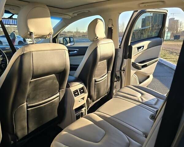 Білий Форд Едж, об'ємом двигуна 2 л та пробігом 170 тис. км за 17500 $, фото 8 на Automoto.ua
