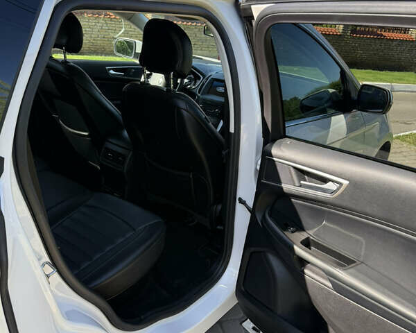 Білий Форд Едж, об'ємом двигуна 2 л та пробігом 143 тис. км за 14700 $, фото 9 на Automoto.ua