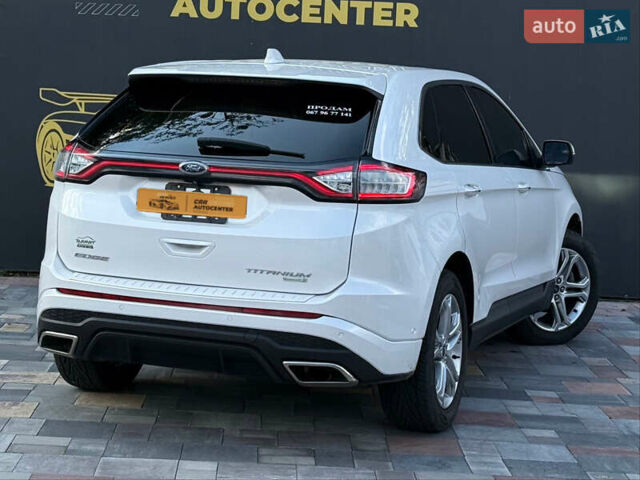 Білий Форд Едж, об'ємом двигуна 2 л та пробігом 163 тис. км за 20300 $, фото 4 на Automoto.ua