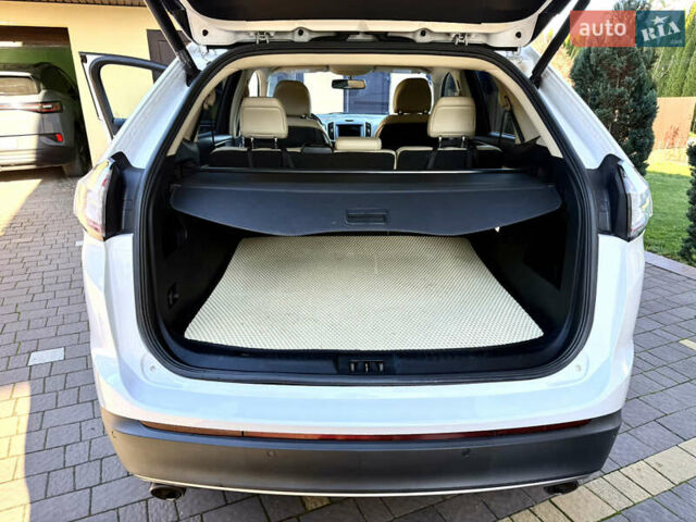 Белый Форд Эдж, объемом двигателя 2 л и пробегом 118 тыс. км за 17900 $, фото 16 на Automoto.ua