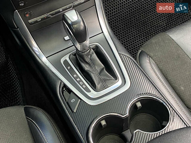 Білий Форд Едж, об'ємом двигуна 2.69 л та пробігом 96 тис. км за 15999 $, фото 29 на Automoto.ua