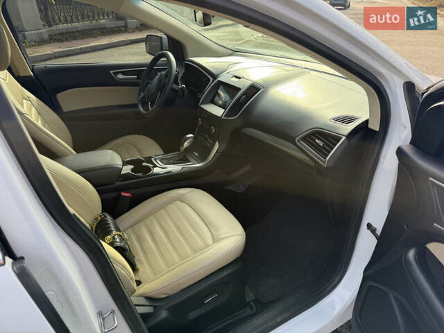 Белый Форд Эдж, объемом двигателя 2 л и пробегом 212 тыс. км за 14899 $, фото 10 на Automoto.ua