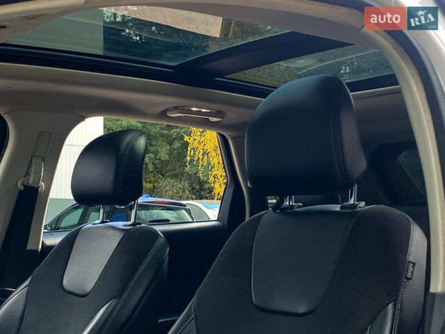 Білий Форд Едж, об'ємом двигуна 2.69 л та пробігом 96 тис. км за 15999 $, фото 17 на Automoto.ua