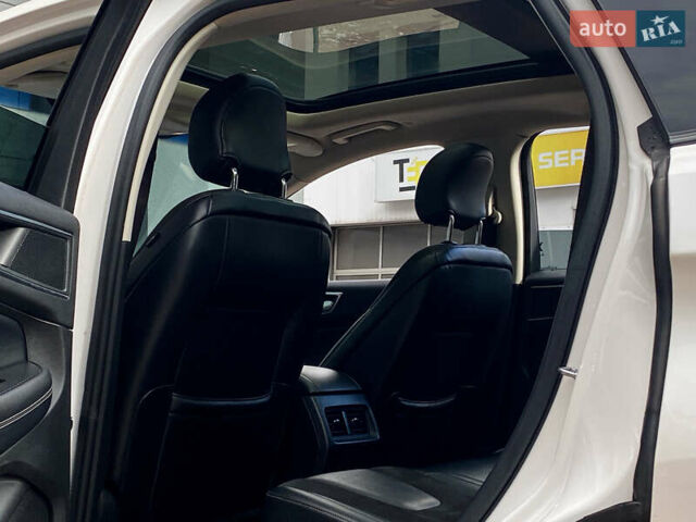 Білий Форд Едж, об'ємом двигуна 2.69 л та пробігом 96 тис. км за 15999 $, фото 20 на Automoto.ua