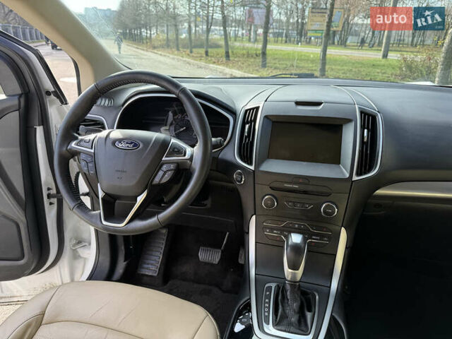 Белый Форд Эдж, объемом двигателя 2 л и пробегом 212 тыс. км за 14899 $, фото 9 на Automoto.ua