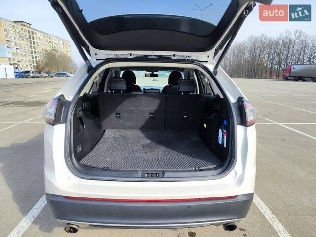 Білий Форд Едж, об'ємом двигуна 2 л та пробігом 152 тис. км за 16500 $, фото 4 на Automoto.ua