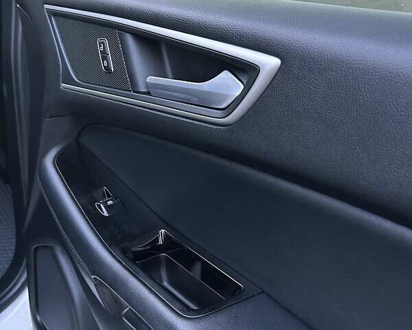 Белый Форд Эдж, объемом двигателя 2 л и пробегом 152 тыс. км за 20500 $, фото 52 на Automoto.ua