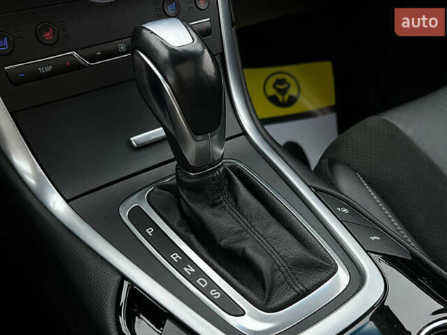 Білий Форд Едж, об'ємом двигуна 2.69 л та пробігом 112 тис. км за 20650 $, фото 14 на Automoto.ua