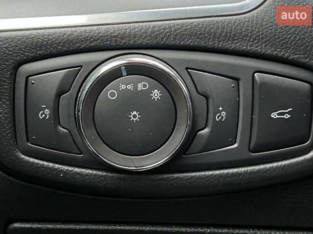 Белый Форд Эдж, объемом двигателя 2.69 л и пробегом 112 тыс. км за 20650 $, фото 16 на Automoto.ua